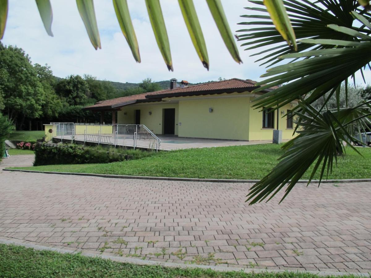 Villa Althea Ronago Экстерьер фото