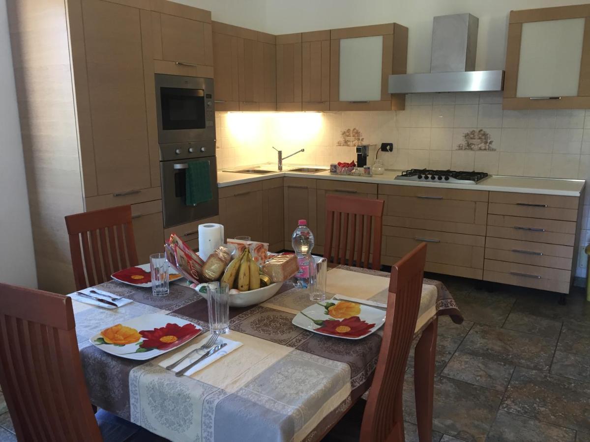 Villa Althea Ronago Экстерьер фото