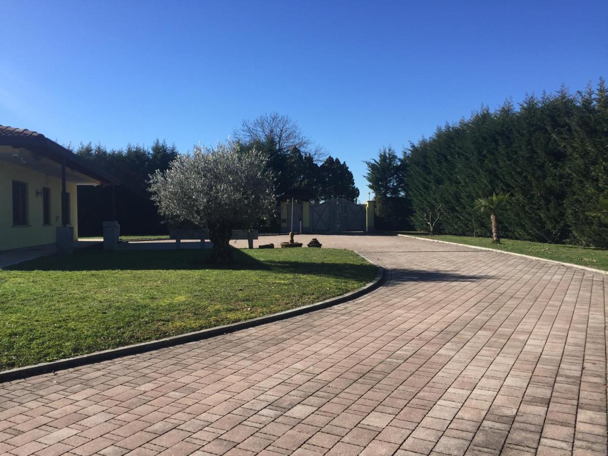 Villa Althea Ronago Экстерьер фото