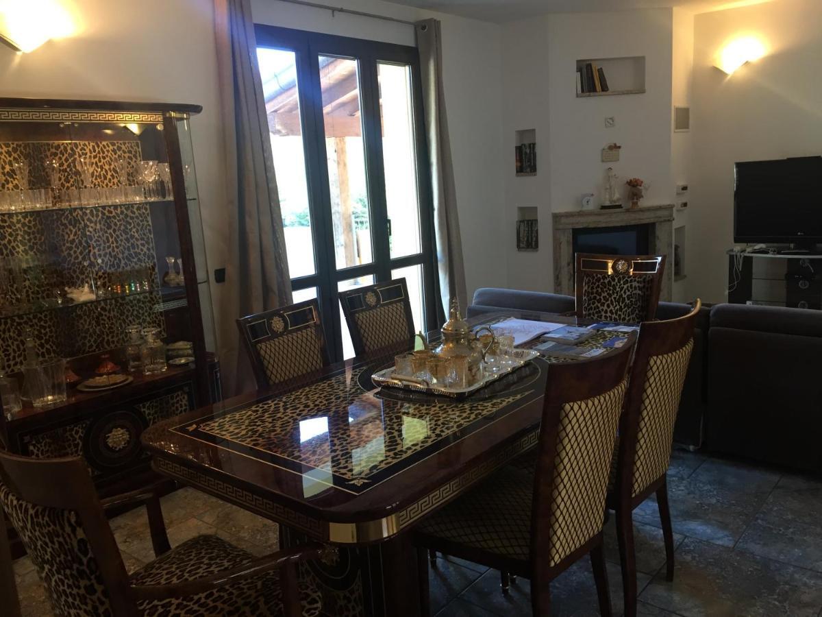 Villa Althea Ronago Экстерьер фото